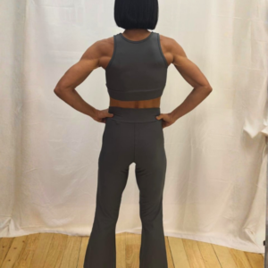 Conjunto Fitness Flare Top Cropped Poliamida